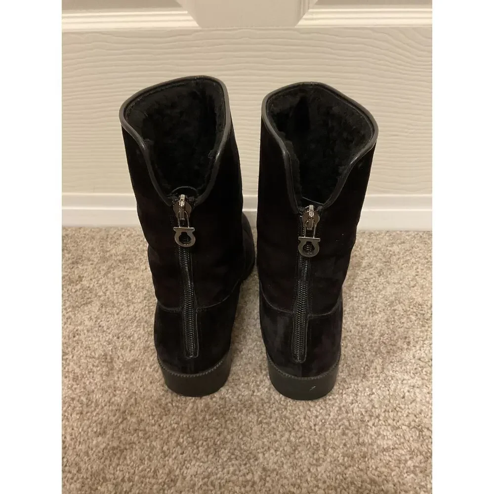 J/Slides Black Leather Rubber Sole Platform W's Riley Chelsea Boot, 6